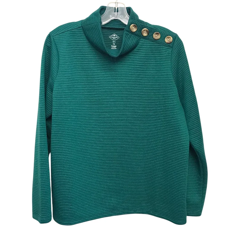 Top Ls By St Johns Bay In Green, Size:Mp Preppy Men's College