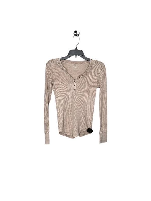 Top Long Sleeve By Aerie In Tan, Size: Xs Dapper Men's Bow