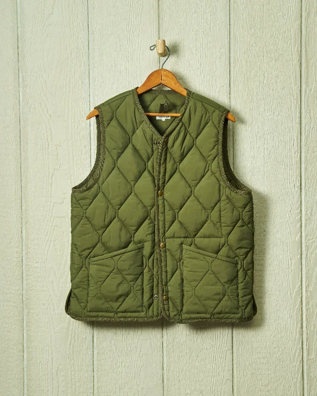 Quilted Vest in Olive